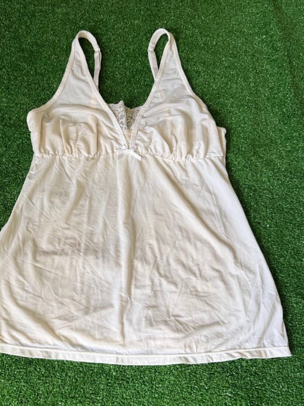 Vintage Cabernet V-Neck Beige Nylon Stretch Camisole Lingerie Cami Top Size M